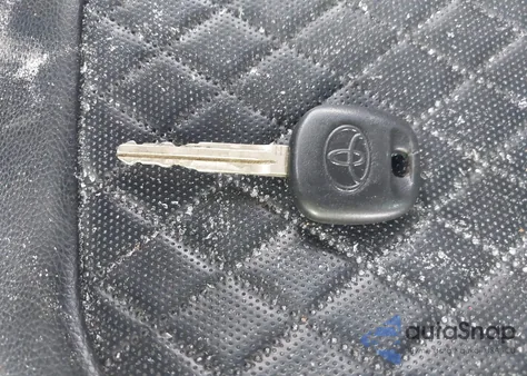 2015 Toyota Corolla L из США, поврежденный, VIN 2T1BURHE1FC475950